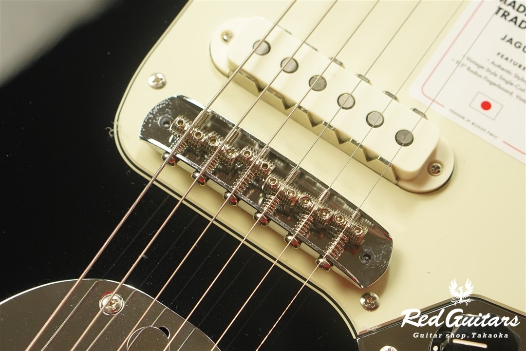 Fender 2021 Collection Made in Japan TRADITIONAL 60S JAGUAR - Black | Red  Guitars Online Store